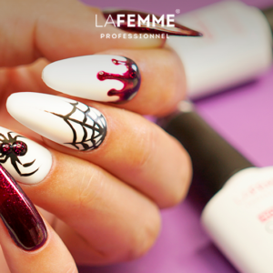 Halloween nail art