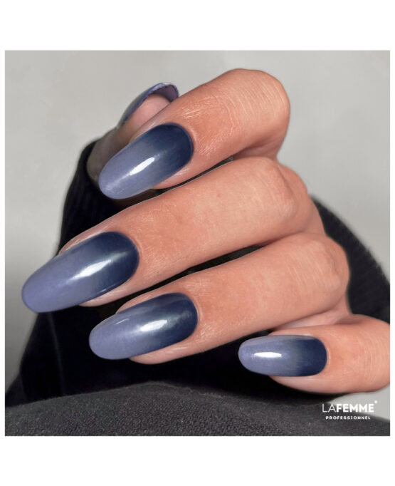 Nailart Ombré effetto sfumato blu