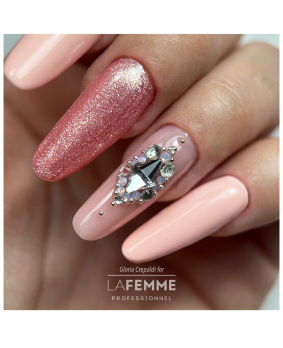 nailart rosa primavera con strass