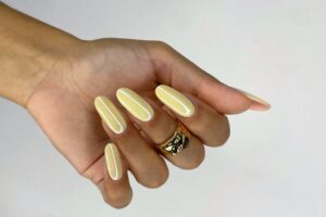 Vanilla Glazed Nails