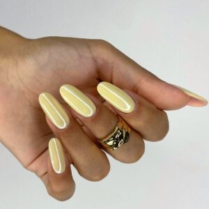 Vanilla Glazed Nails